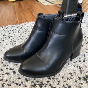 Ankle boots